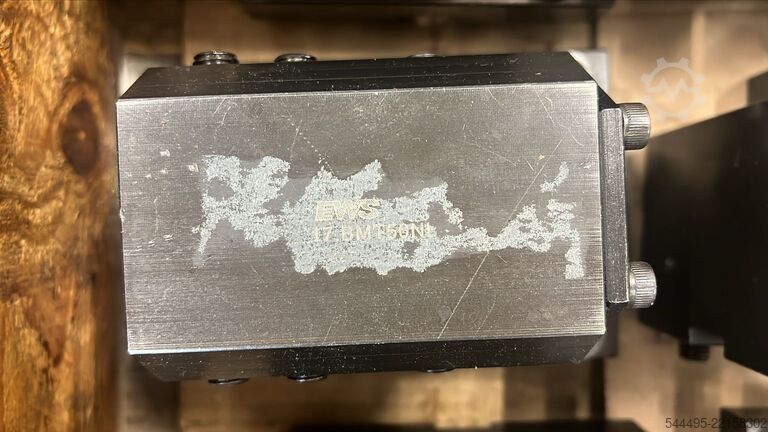 Centro de torneado y fresado CNC DMG MORI / MORI SEIKI NLX 2500 Zubehör