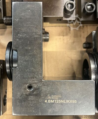 Centro de torneado y fresado CNC DMG MORI / MORI SEIKI NLX 2500 Zubehör
