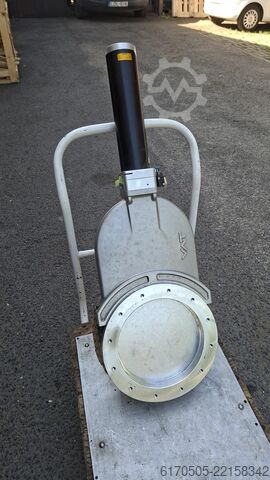 UHV sistemi ve manipülatör VAT 12148-PA44-0001/2665 gate valve