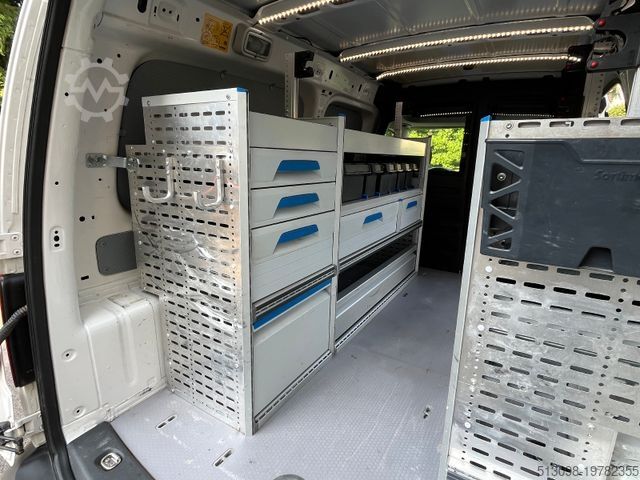 Panel van VOLKSWAGEN CADDY MAXI REGALS. TEMP. 4MOTION DACHTRÄ. KLIMA