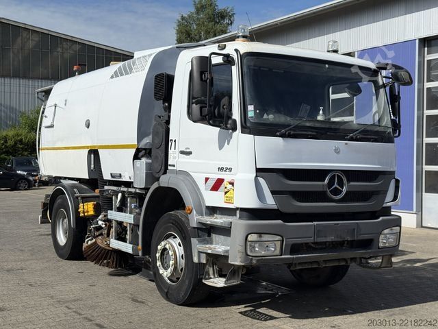 Xe quét đường MERCEDES-BENZ AXOR 1829 Kehrmaschine BUCHER