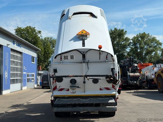 Xe quét đường MERCEDES-BENZ AXOR 1829 Kehrmaschine BUCHER