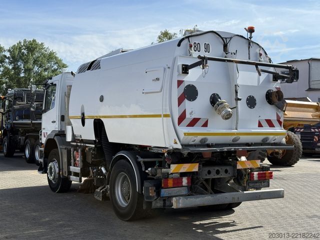 Xe quét đường MERCEDES-BENZ AXOR 1829 Kehrmaschine BUCHER