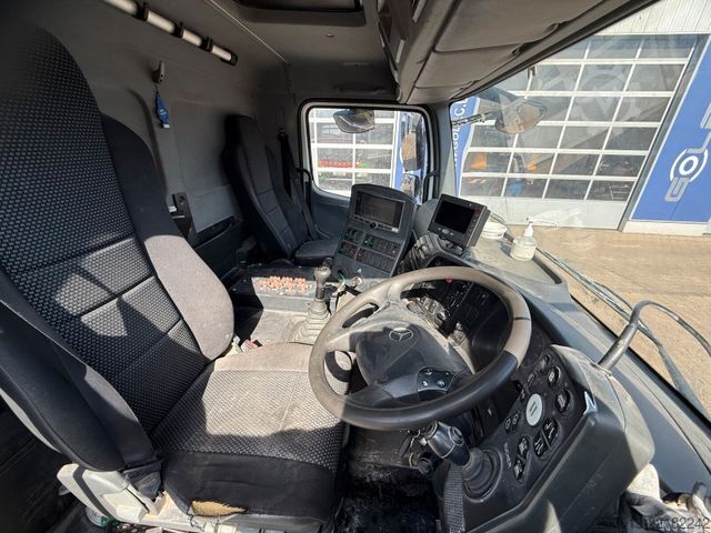 Xe quét đường MERCEDES-BENZ AXOR 1829 Kehrmaschine BUCHER