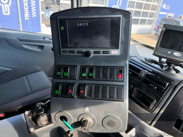 Xe quét đường MERCEDES-BENZ AXOR 1829 Kehrmaschine BUCHER