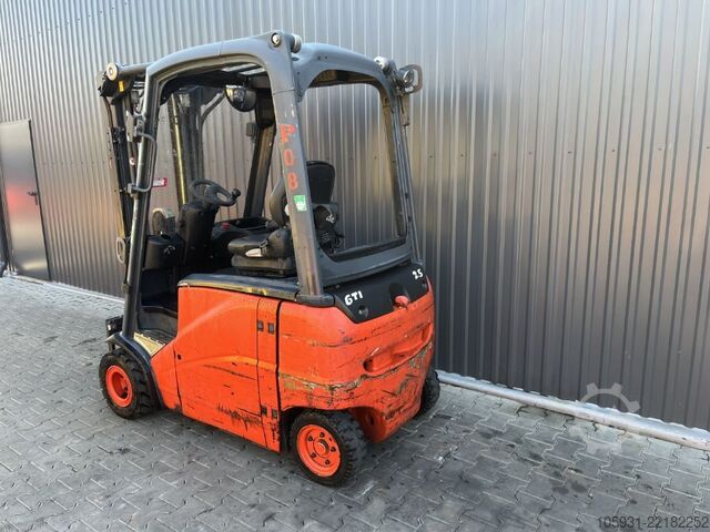 Xe nâng điện 4 bánh Linde E20PH-01