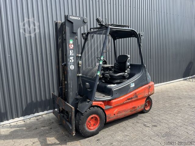 Xe nâng điện 4 bánh Linde E30-02