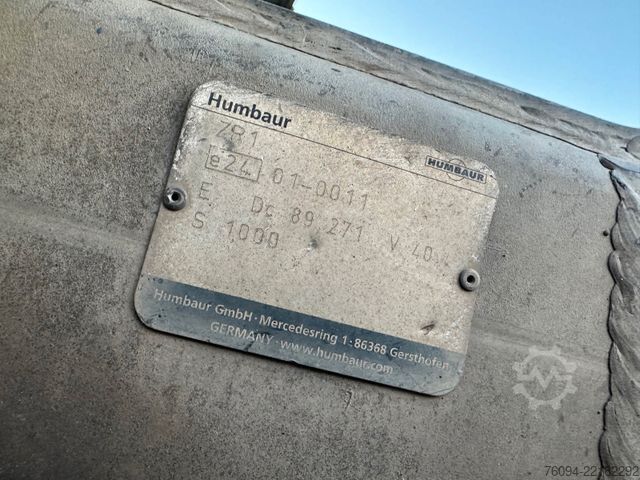 Trīspusējā pašizgāzēja piekabe HUMBAUR HTK 115024 Tandem Dreiseitenkipper Rampen
