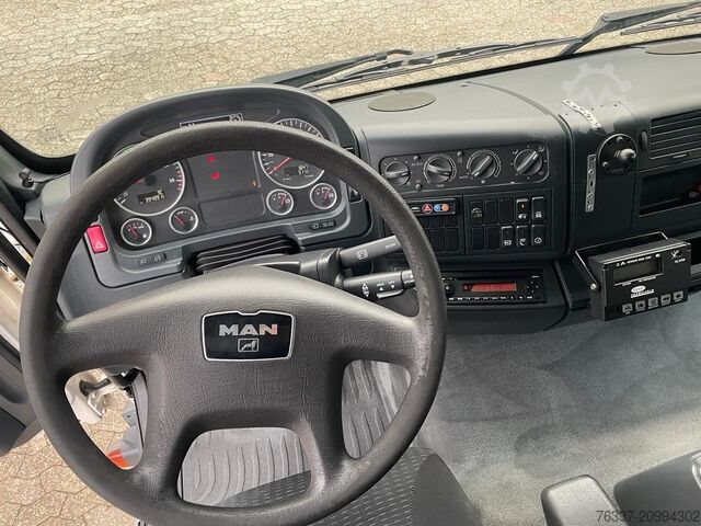 транспортёр цветов MAN TGL 10.220 TGL 10.220 Doka Blumentransporter