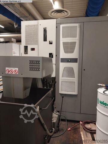 Bearbeitungszentrum - Universal DMG-DECKEL-MAHO DMC 60 U Hi-dyn