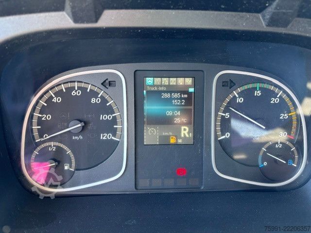 Camion frigorifique MERCEDES-BENZ Atego 3 Kühlkoffer Thermoking Ladebordwand Cools