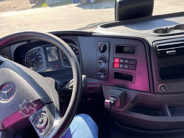 Camion frigorifique MERCEDES-BENZ Atego 3 Kühlkoffer Thermoking Ladebordwand Cools