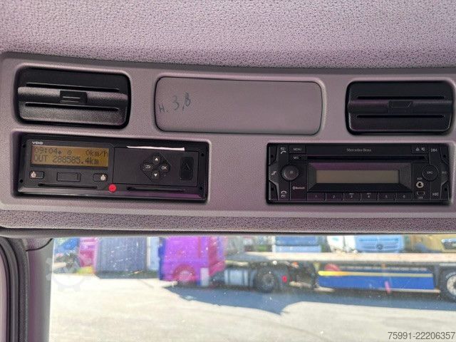 Camion frigorifique MERCEDES-BENZ Atego 3 Kühlkoffer Thermoking Ladebordwand Cools