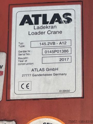 Camion cu platformă DAF XF 440 / Atlas Kran 145.2 Bj 2017 /HU 02/2026