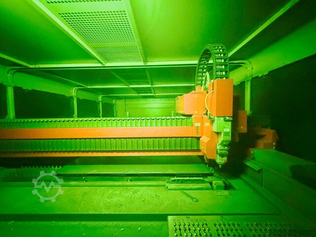 < 600 h 6 kW kuitulaser, uusi resonaattori BYSTRONIC BySprint Fiber 4020 6kW