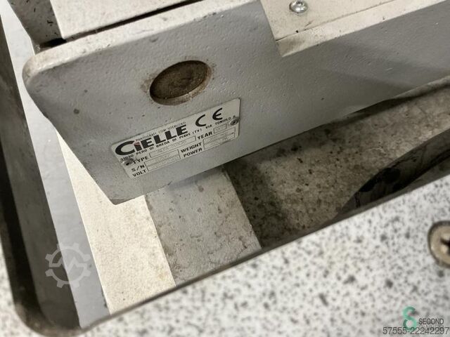 CNC-vaakakaraiset työstökeskukset cielle ALFA 50x35 1997 cielle 