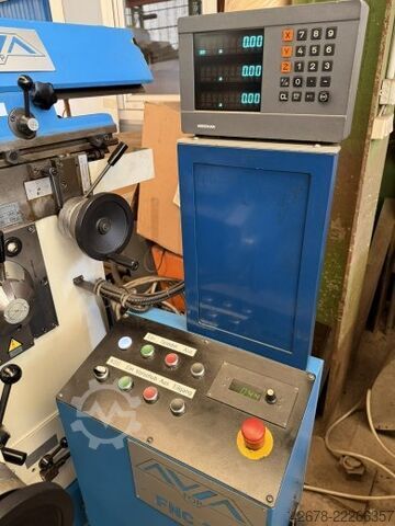Universal tool milling machine AVIA FNC 30