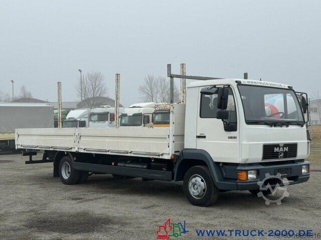 Automobilis ar plakanu platformu MAN 8.163 Lange Pritsche 7.10m 3 Sitzer Nur 217TKM
