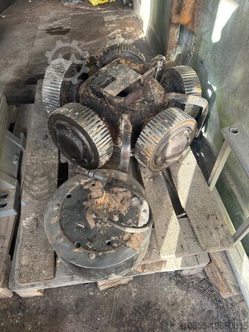 Rollenkopf und Hydraulikmutter für Pelletpresse Amandus Kahl C35-780