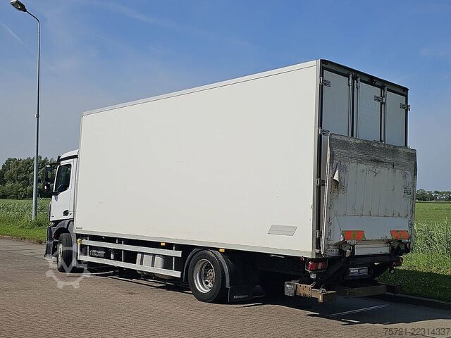 Vežimas šaldytuve ir (arba) šaldytuve MERCEDES-BENZ ANTOS 1824 FRIGO TAILLIFT