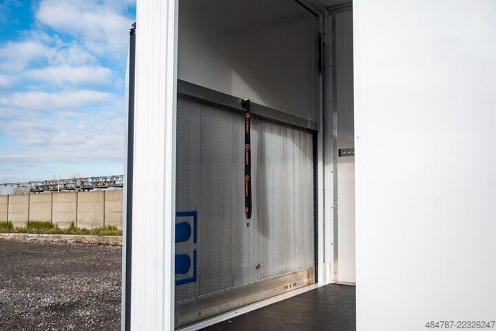 Box van RENAULT Master XDD 170PS Koffer 8 PAL LBW