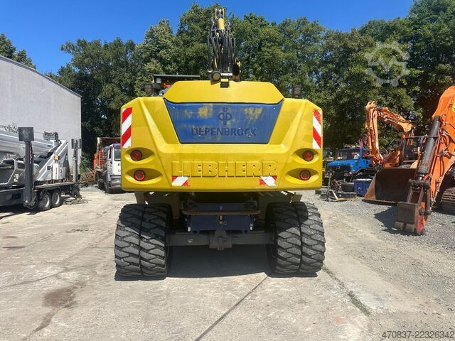 মোবাইল এক্সকাভেটর LIEBHERR A 920 / Oil Quick