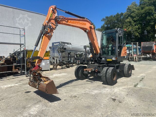 মোবাইল এক্সকাভেটর BOBCAT E 55W Mobilbagger