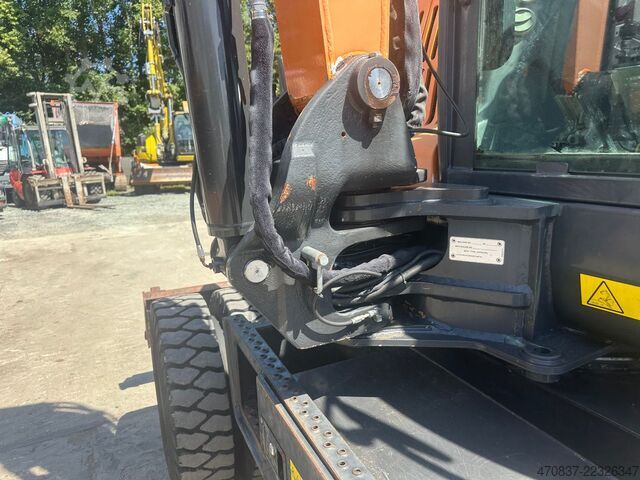 মোবাইল এক্সকাভেটর BOBCAT E 55W Mobilbagger