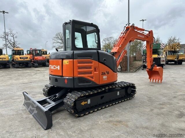 Raupenbagger Hitachi ZX60 USB-3F