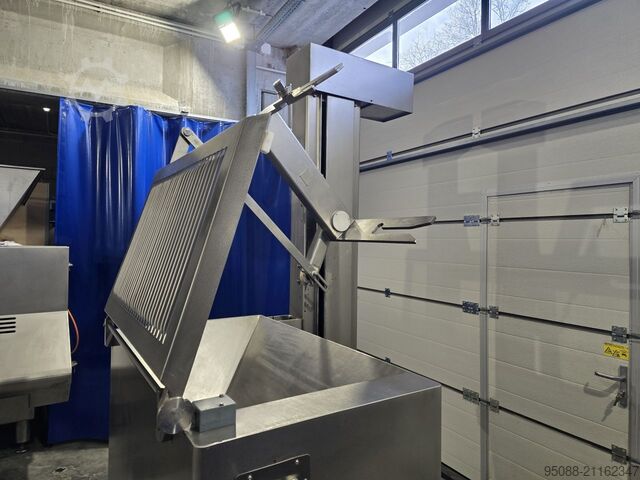 машина для переробки м'яса Risco TR 130