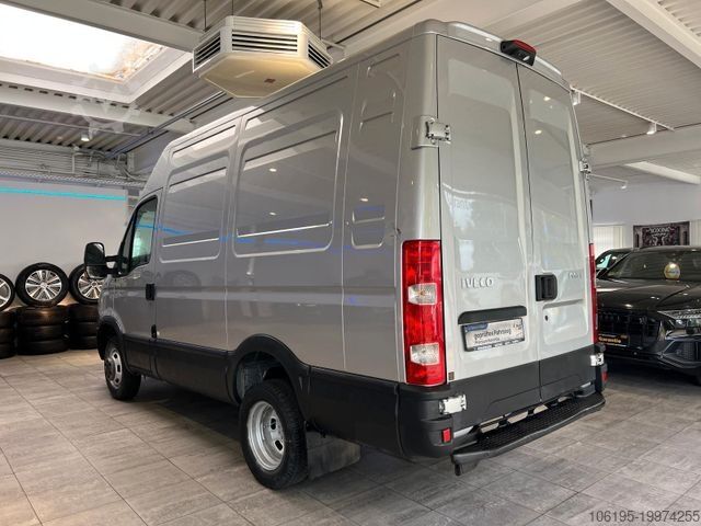 Фургон с высокой крышей IVECO Daily 3,0 HPI 50c15 *1.Hand*Garantie*