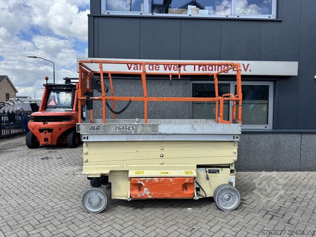 JLG 2646ES Plataforma de Tijera / Plataforma de trabajo / Tijera 10M altura de trabajo Eléctrica 200 JLG 2646ES SchaarHoogwerker / Arbeitsbuhne / Sciccor 10M werkhoogte Elektrisch 2006