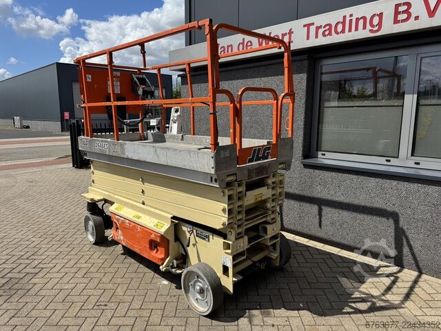 JLG 2646ES Plataforma de Tijera / Plataforma de trabajo / Tijera 10M altura de trabajo Eléctrica 200 JLG 2646ES SchaarHoogwerker / Arbeitsbuhne / Sciccor 10M werkhoogte Elektrisch 2006