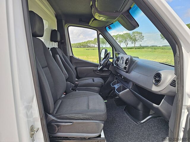 Kovček MERCEDES-BENZ SPRINTER 515 ac automaat EURO6