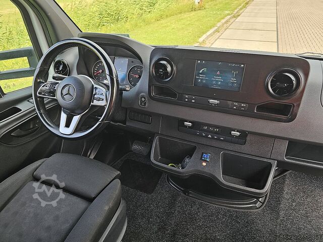 Kovček MERCEDES-BENZ SPRINTER 515 ac automaat EURO6