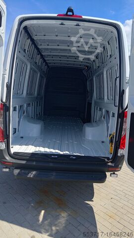 Limeni kombi Mercedes-Benz Sprinter 519