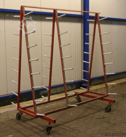 комиссионный автомобиль unbekannt mit 6 Ablagen