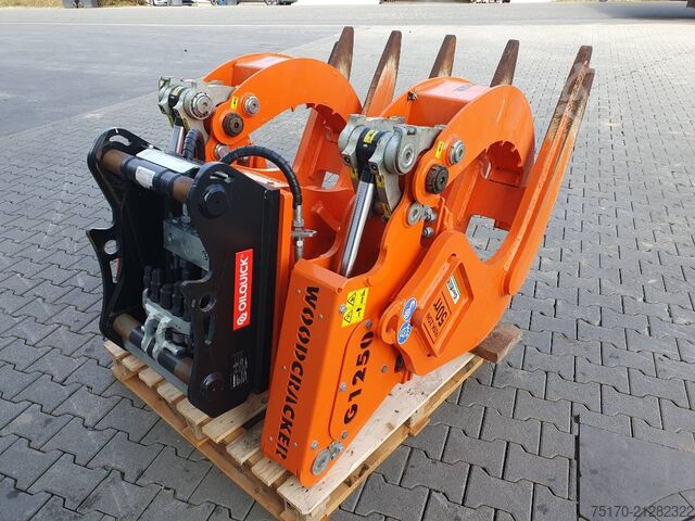 Westtech Woodcracker G1250 alat pembersih tunggul / lengan penjepit OQ65 DEMO Westtech Woodcracker G1250 Roderechen / Greifarme OQ65 DEMO