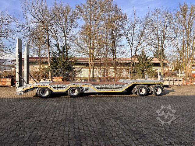 Remolque de plataforma baja Möslein T 4 VB H1 R  neuer 4 Achs Tieflader + Radmulden