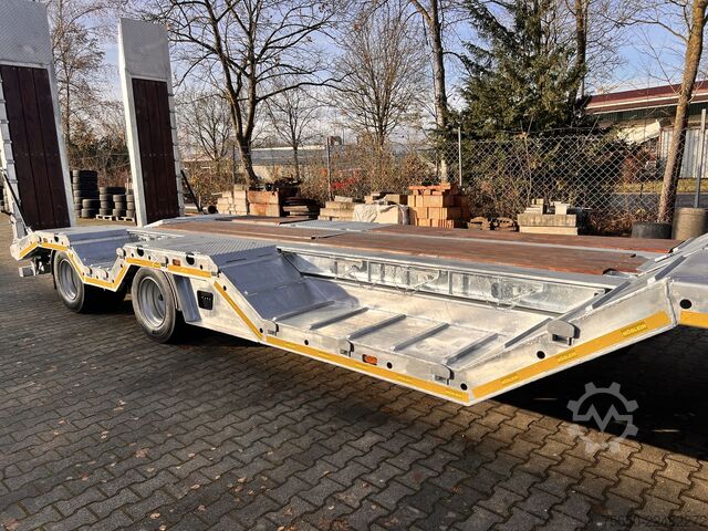 Remolque de plataforma baja Möslein T 4 VB H1 R  neuer 4 Achs Tieflader + Radmulden