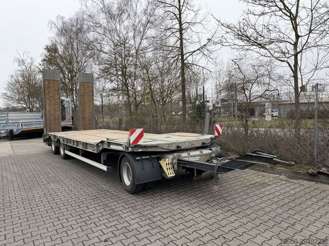 Remolque de plataforma baja Humbaur HTD 30  3 Achs Tiefladeranhänger, Wenig Benutzt