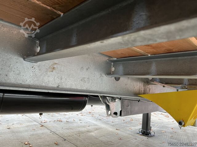 Reboque com plataforma rebaixada Möslein TTH 19- 6,7  19 t Tandemtieflader-- Neufahrzeug --