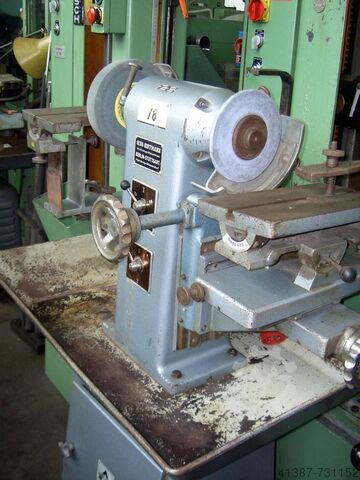 Tool-lapping and grinding machine 