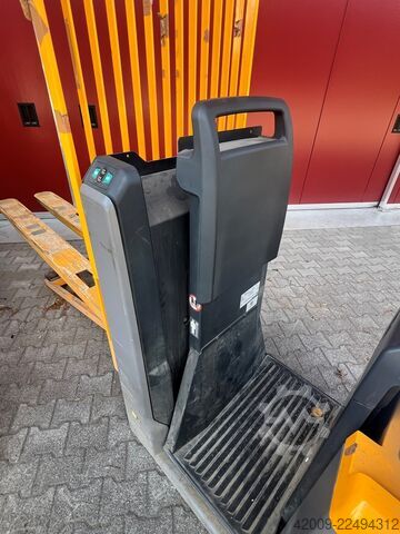  Jungheinrich EKS 110  ECE 320