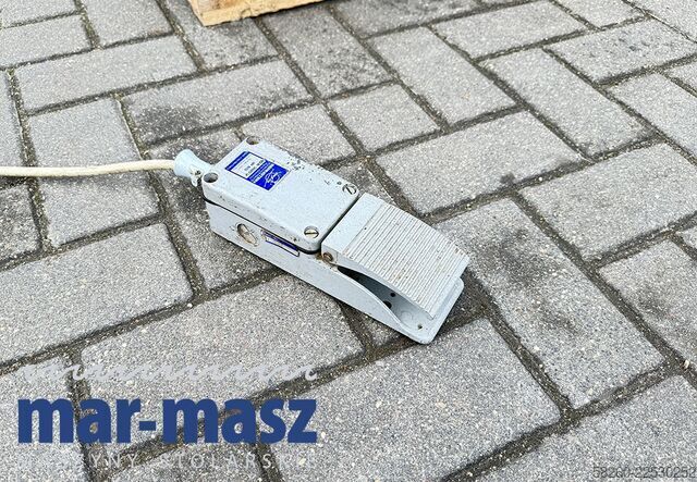 Furnir Stitcher / zavarivač KUPER 