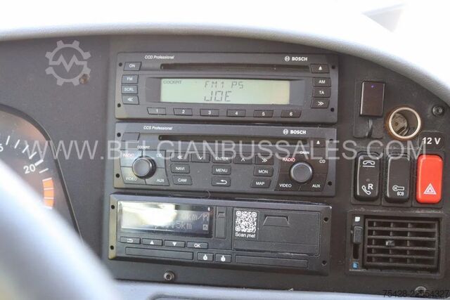 Autocar de turism Mercedes-Benz Tourismo 17RHD / Full Options / 14m