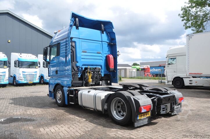 Volym SZM MAN TGX 18.460 XLX 4X2 MEGA 2019  PTO Prepared / Sm...