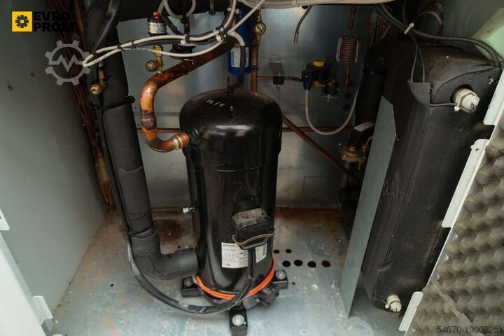 Šaldytuvas Used Aircooled chiller RHOSS TCAEY133 33.8 kW. 2015 yom