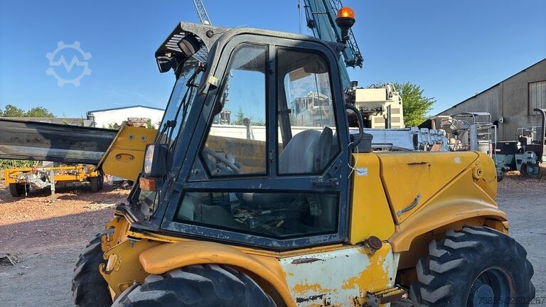 Manipulador telescópico JCB Loadall 520-50