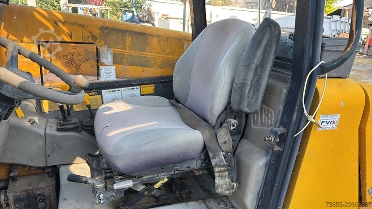 Manipulador telescópico JCB Loadall 520-50